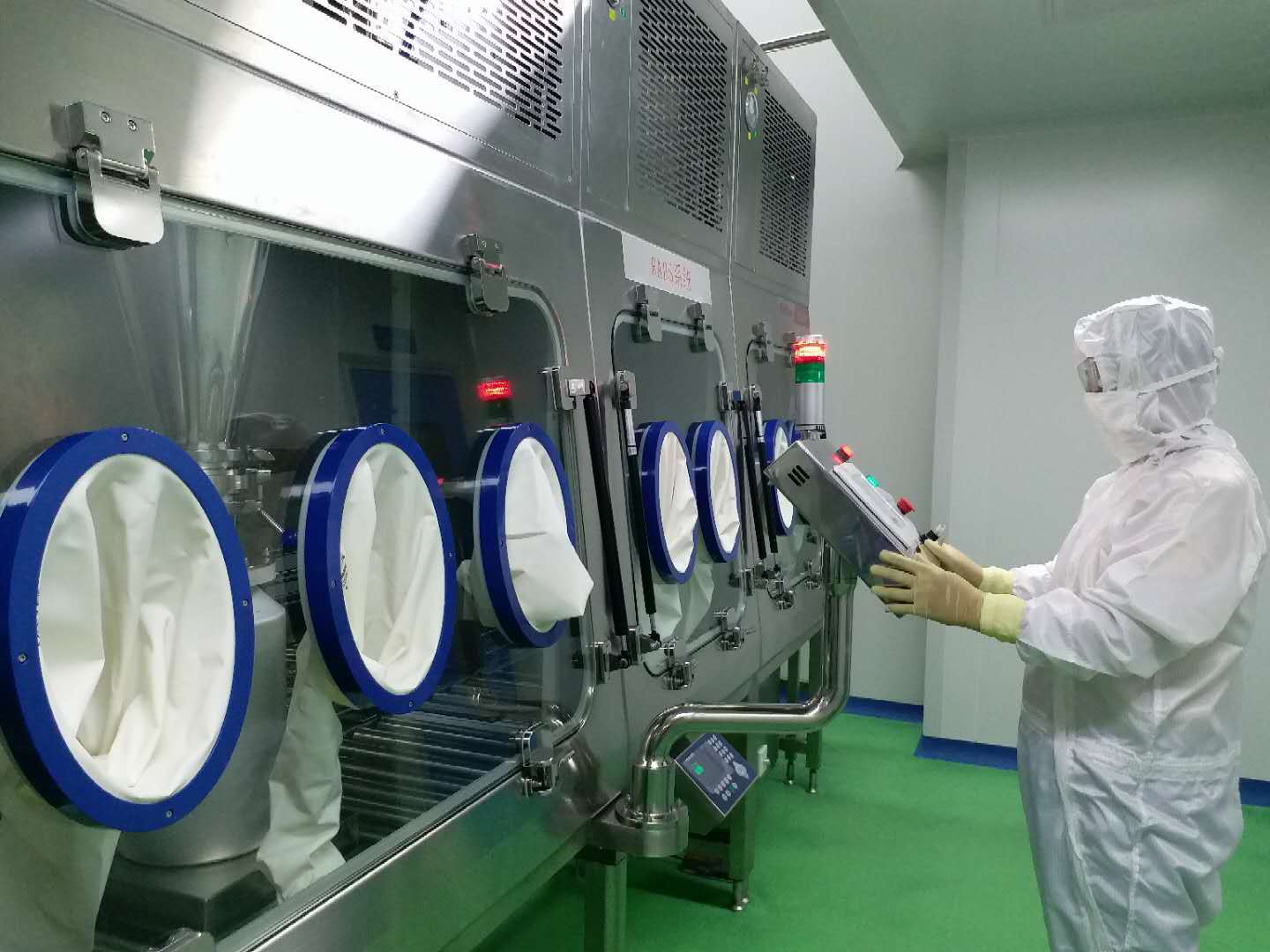 鲁抗医药“登峰计划” 突破技术壁垒，引领生物制药研究与生产新篇章